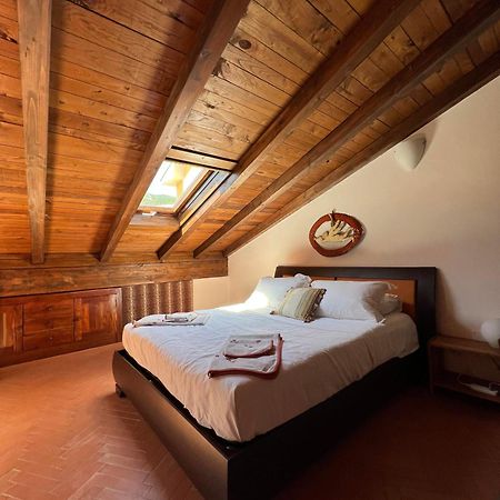 Casa Boru - A Beautiful Fully Restored Spacious House With Fantastic Views Calice al Cornoviglio Exteriér fotografie