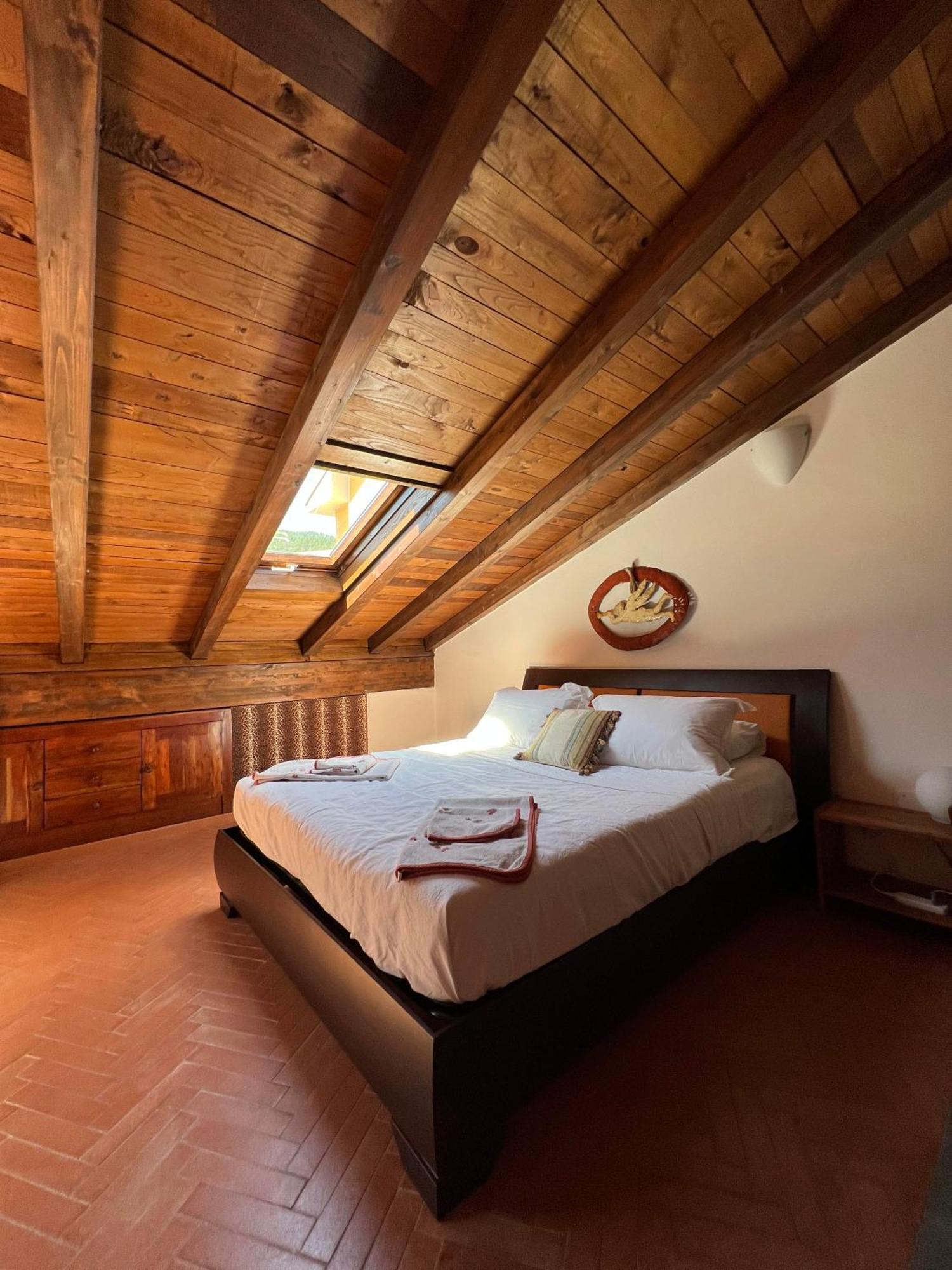 Casa Boru - A Beautiful Fully Restored Spacious House With Fantastic Views Calice al Cornoviglio Exteriér fotografie