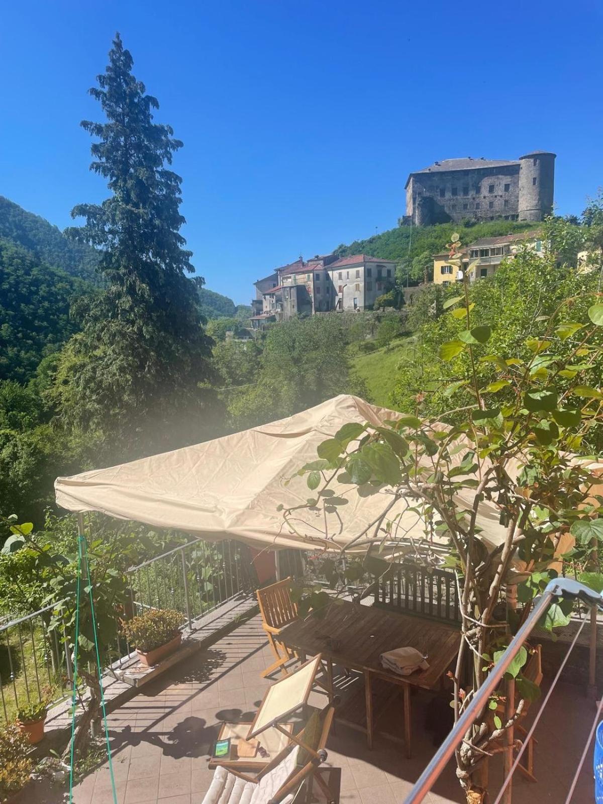 Casa Boru - A Beautiful Fully Restored Spacious House With Fantastic Views Calice al Cornoviglio Exteriér fotografie